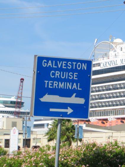 hotels near galveston cruise port with free shuttle